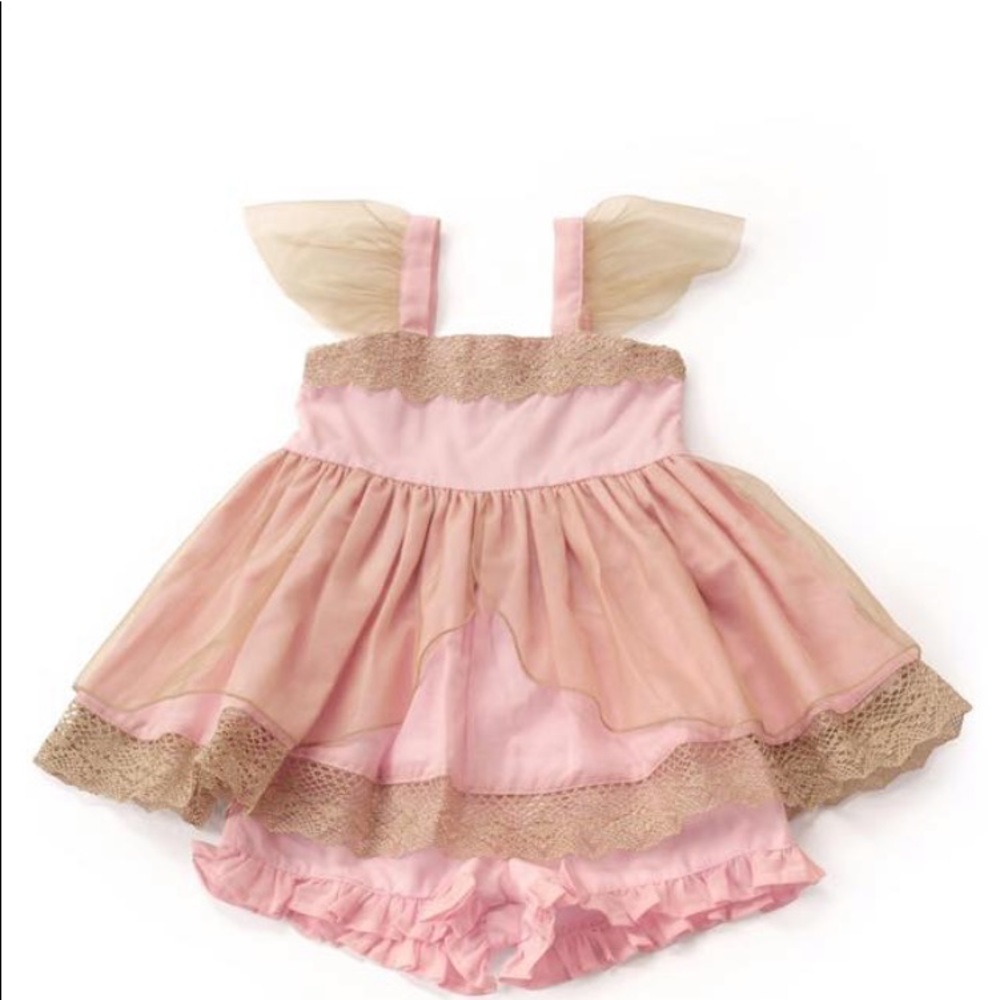 Well dressed Wolf Wilding Princess Tunic